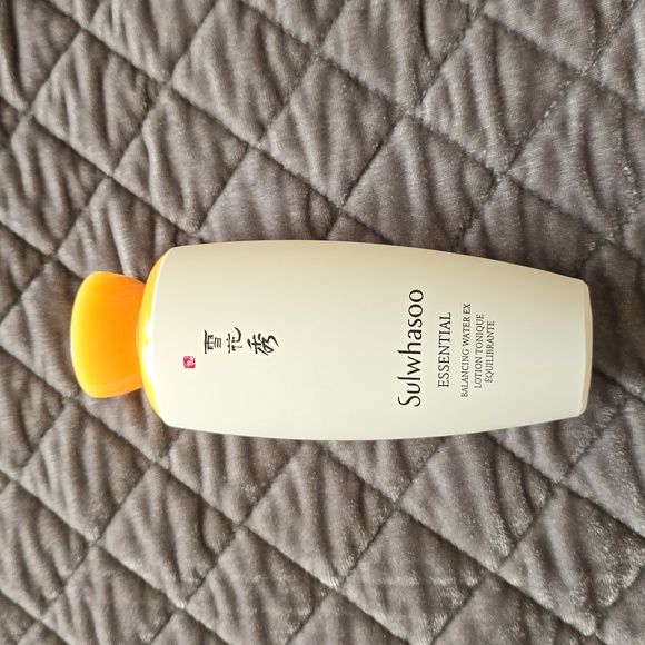 Sulwhasoo Essential Balancing Water Ex NWOT - Picture 1 of 5